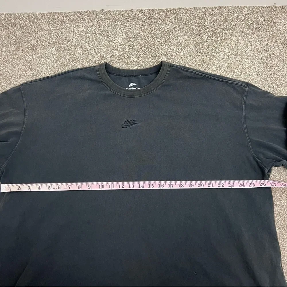 Heavyweight Nike long sleeve tee center logo men’s XXL